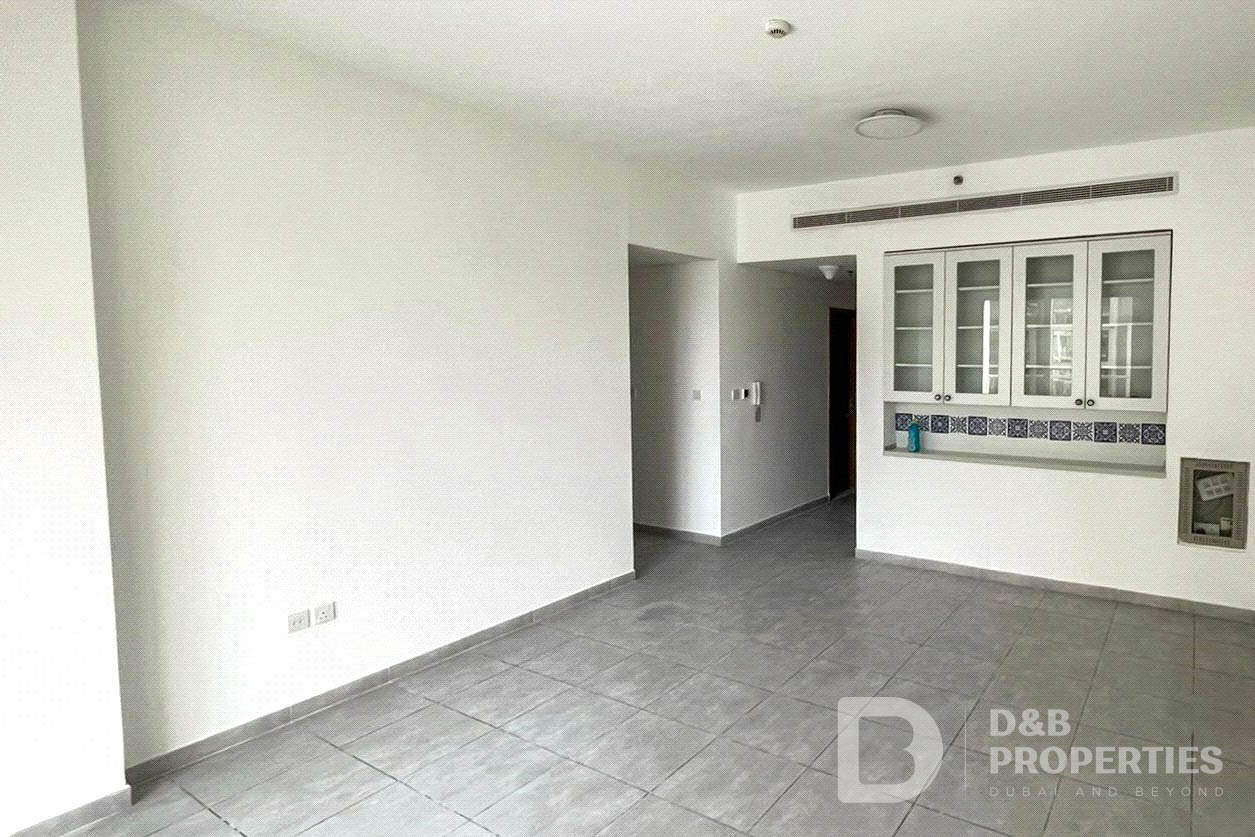 Corner Unit | Pool & Park View | Ready to Move In