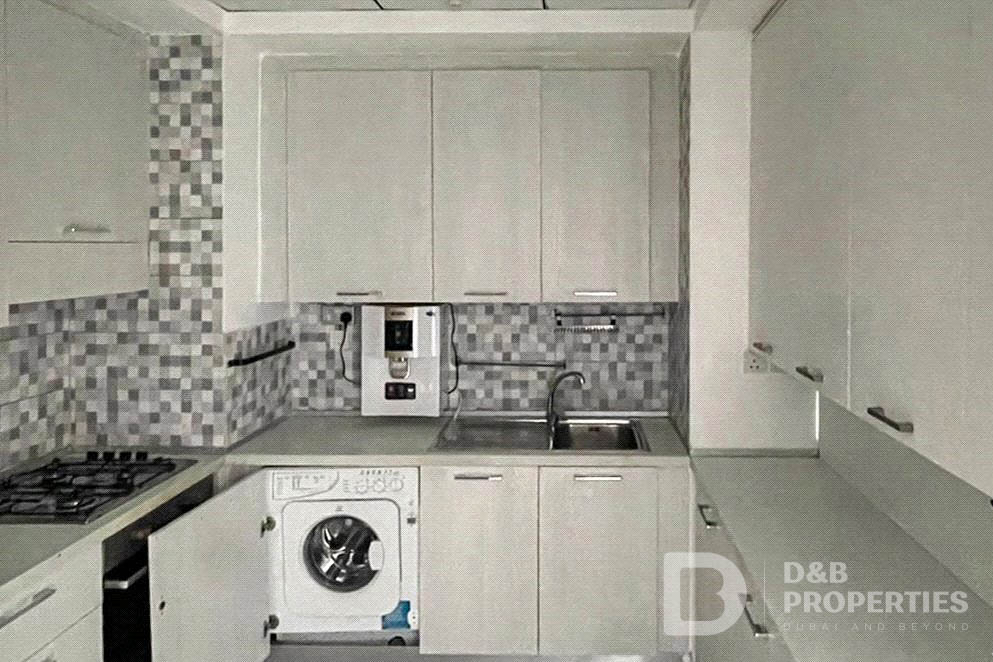 Corner Unit | Pool & Park View | Ready to Move In
