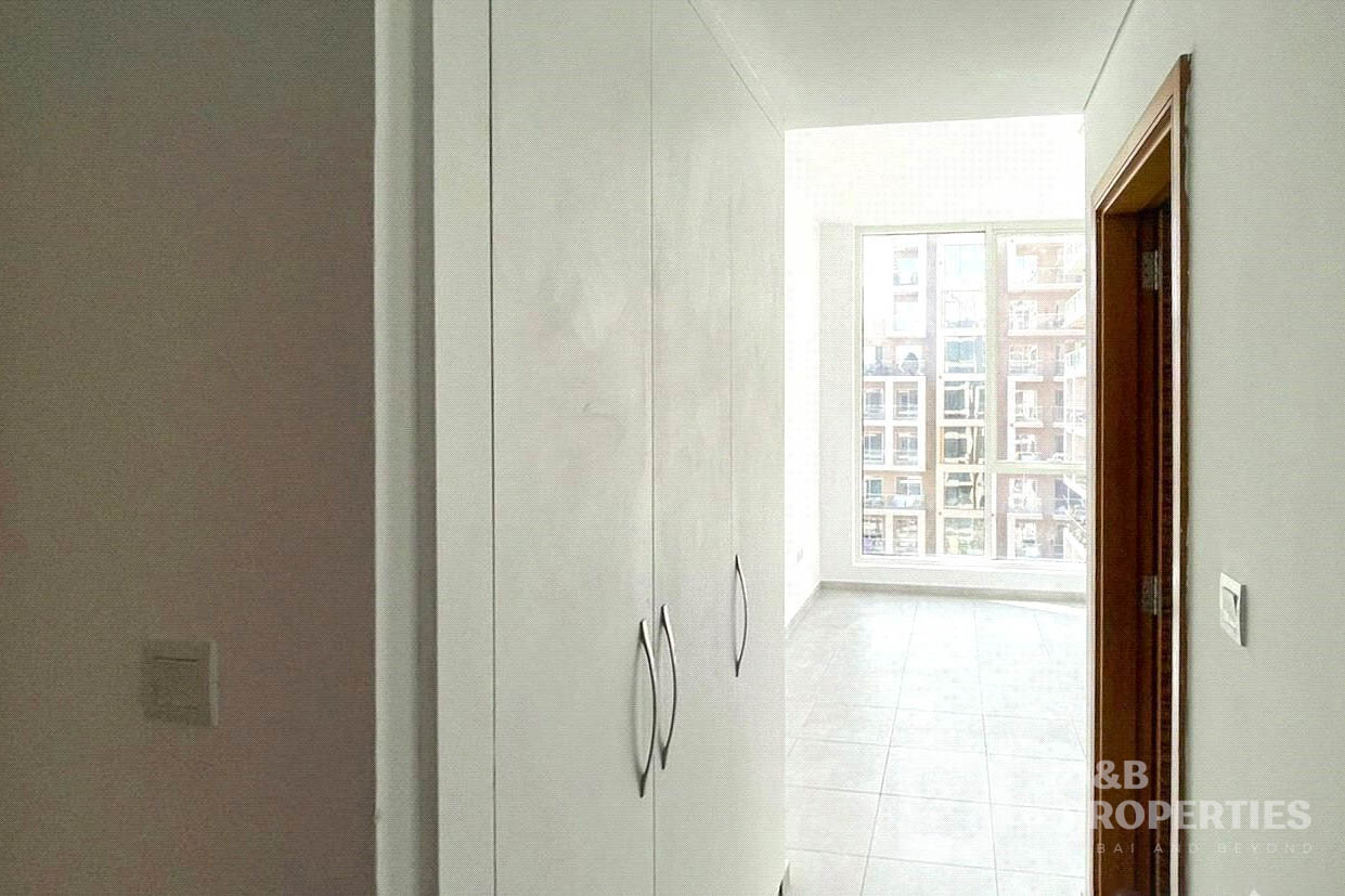 Corner Unit | Pool & Park View | Ready to Move In
