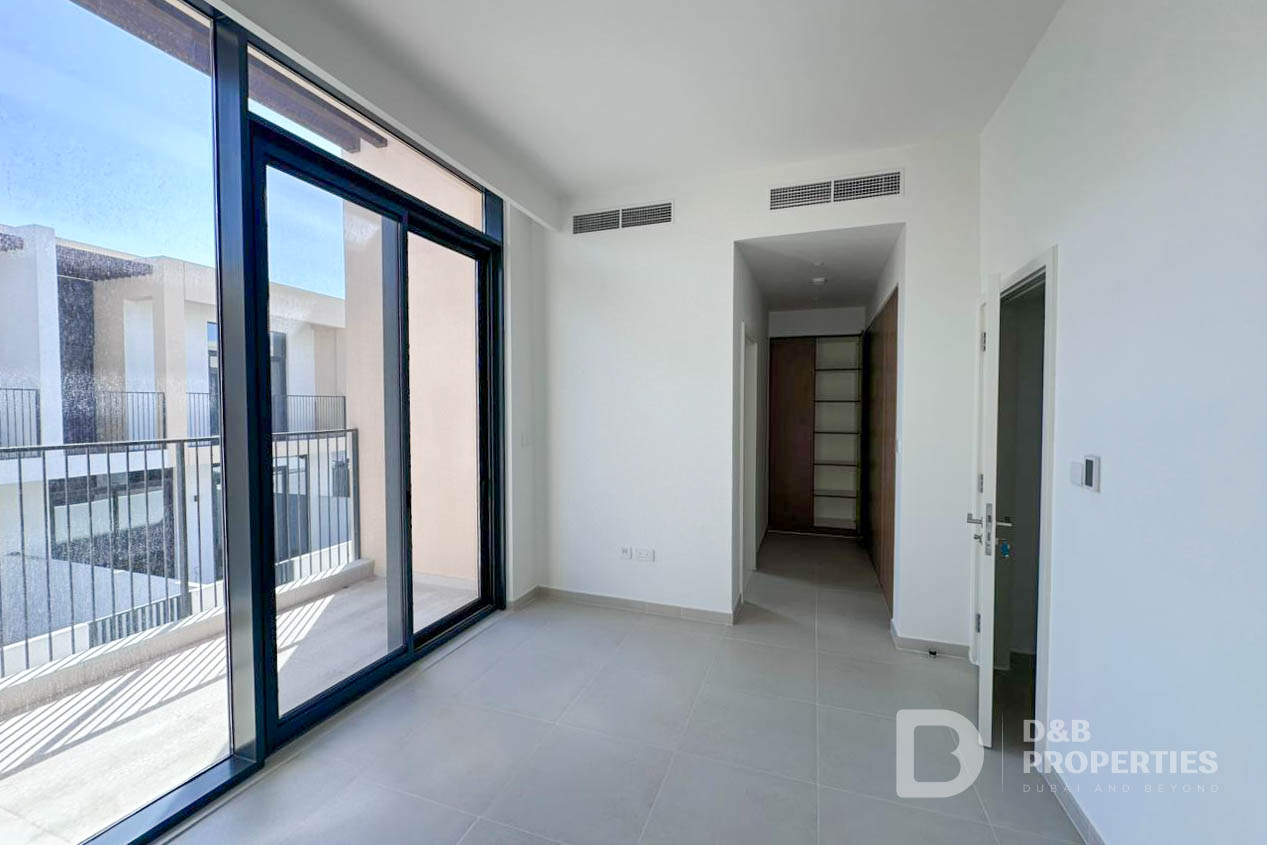 Brand New | Large Plot | Unfurnished