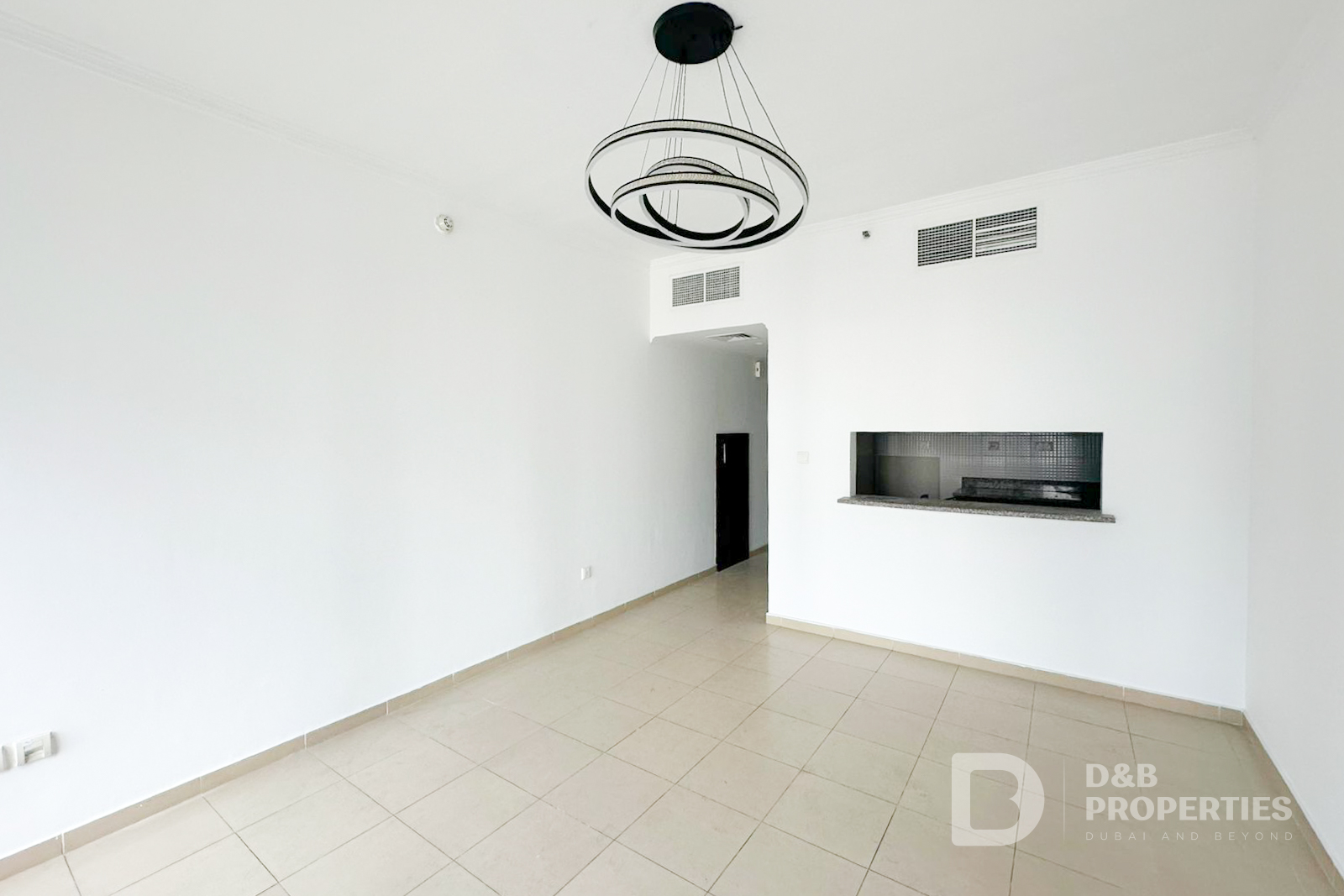 Spacious 1 BR | Fully Upgraded | Unfurnished