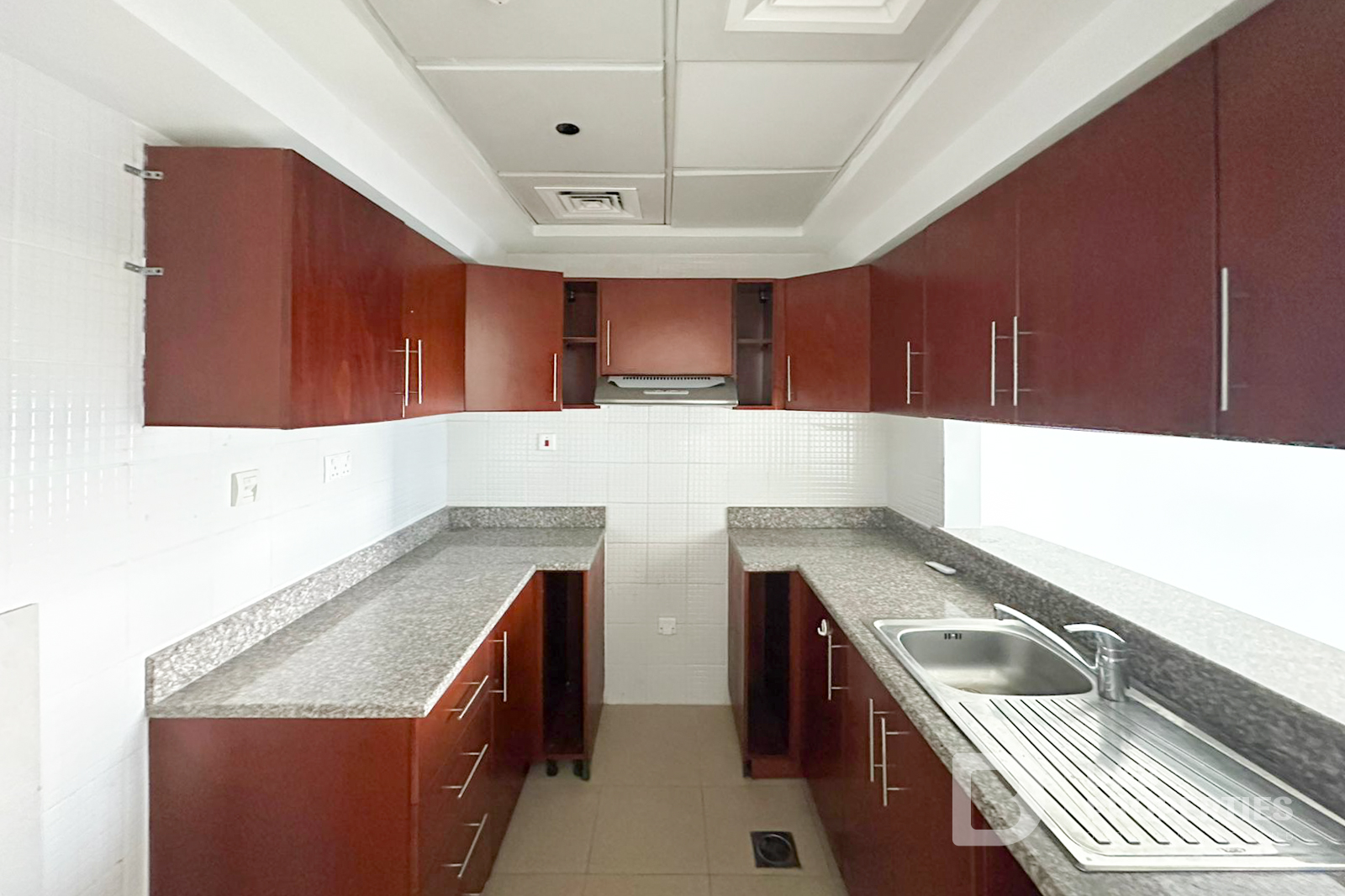 Spacious 1 BR | Fully Upgraded | Unfurnished