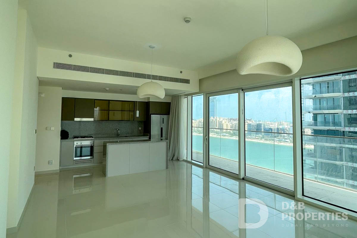 Stunning 2 Bed | Panoramic Palm View | Vacant