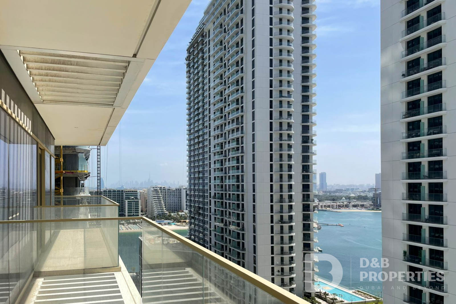 Stunning 2 Bed | Panoramic Palm View | Vacant