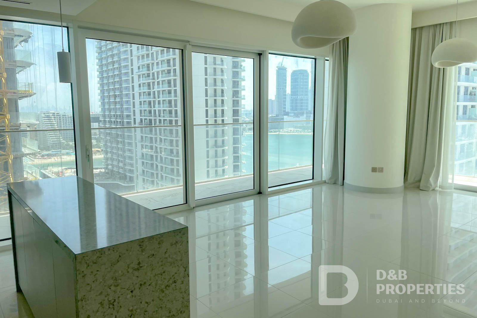 Stunning 2 Bed | Panoramic Palm View | Vacant