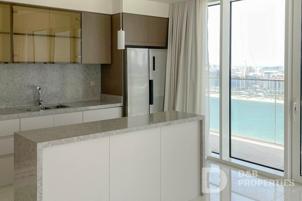 Stunning 2 Bed | Panoramic Palm View | Vacant