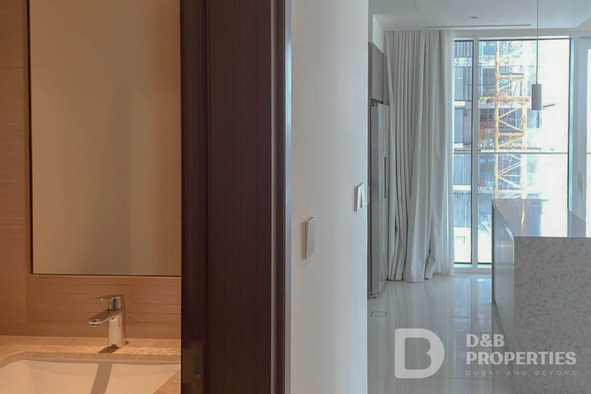 Stunning 2 Bed | Panoramic Palm View | Vacant