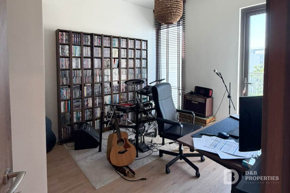 Spacious Layout | Fully Furnished | Upgraded