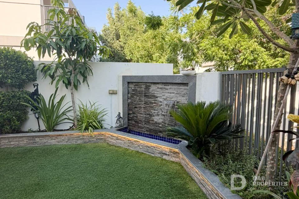 Spacious Layout | Fully Furnished | Upgraded