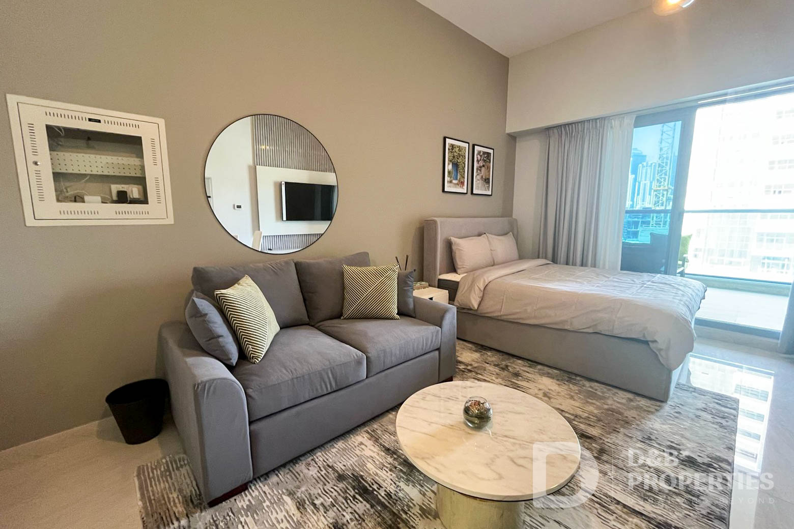 Upgraded | Waterfront View | 12 Cheques