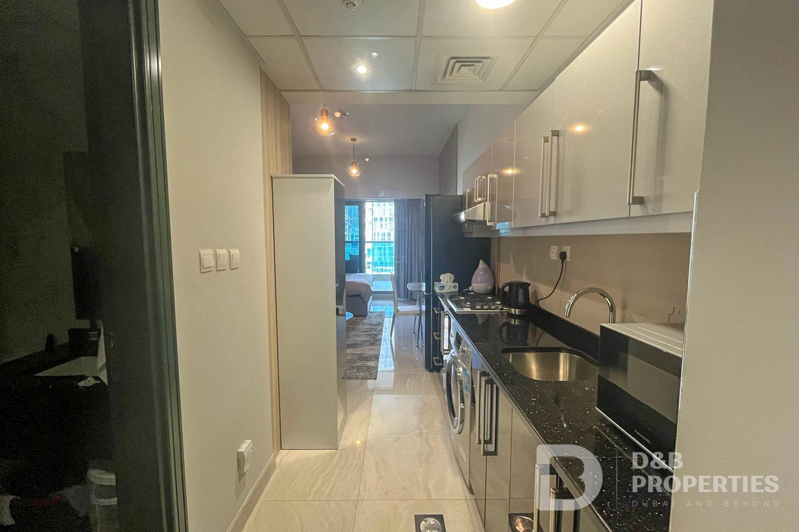 Upgraded | Waterfront View | 12 Cheques