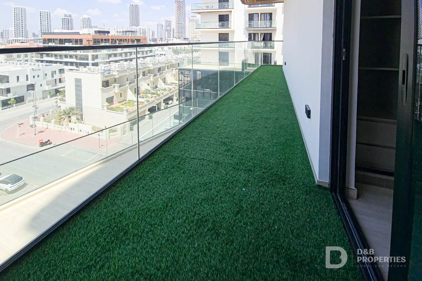 Vacant | L Shaped Balcony | Pool View