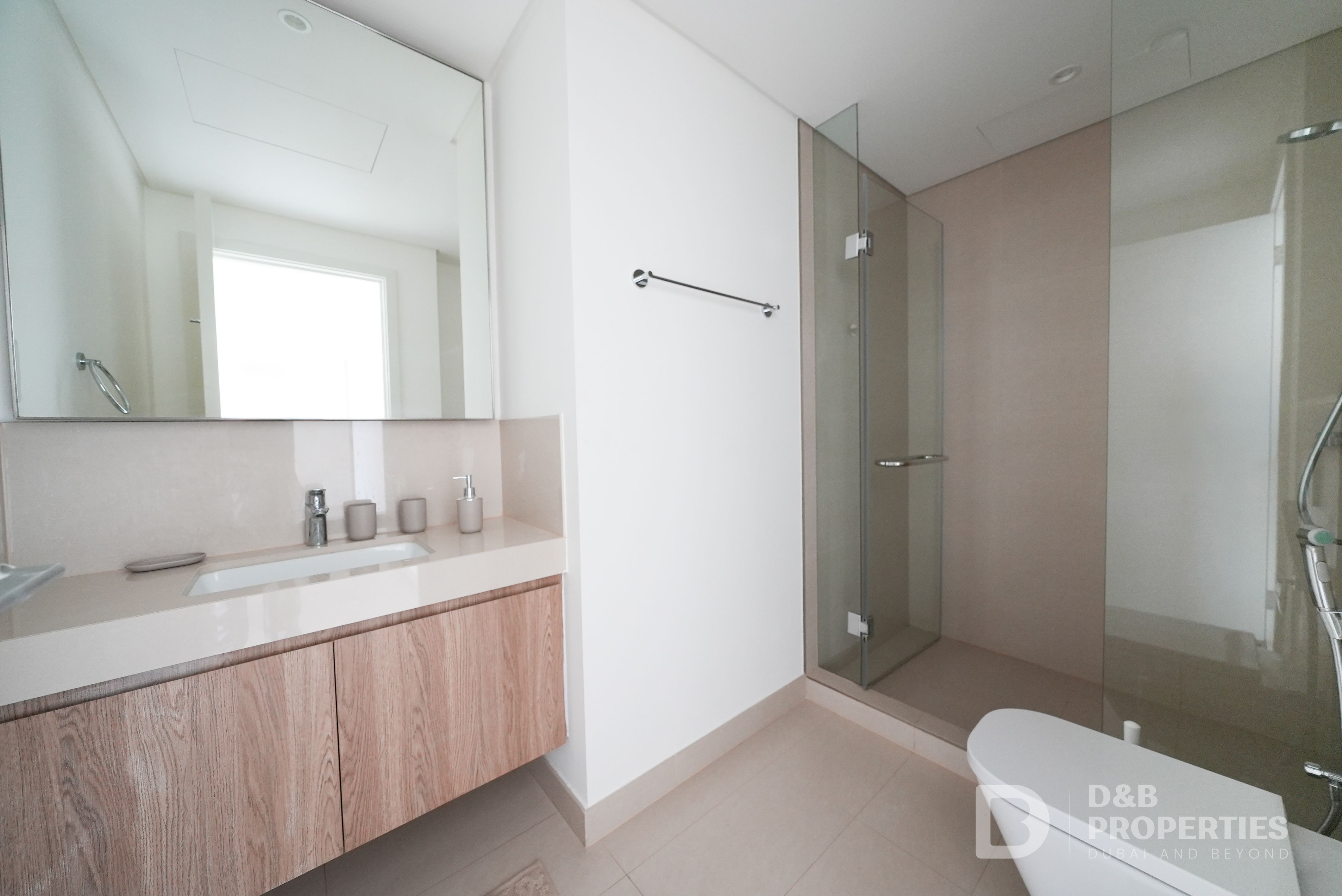 BURJ KHALIFA VIEW | READY TO MOVE | LOW FLOOR