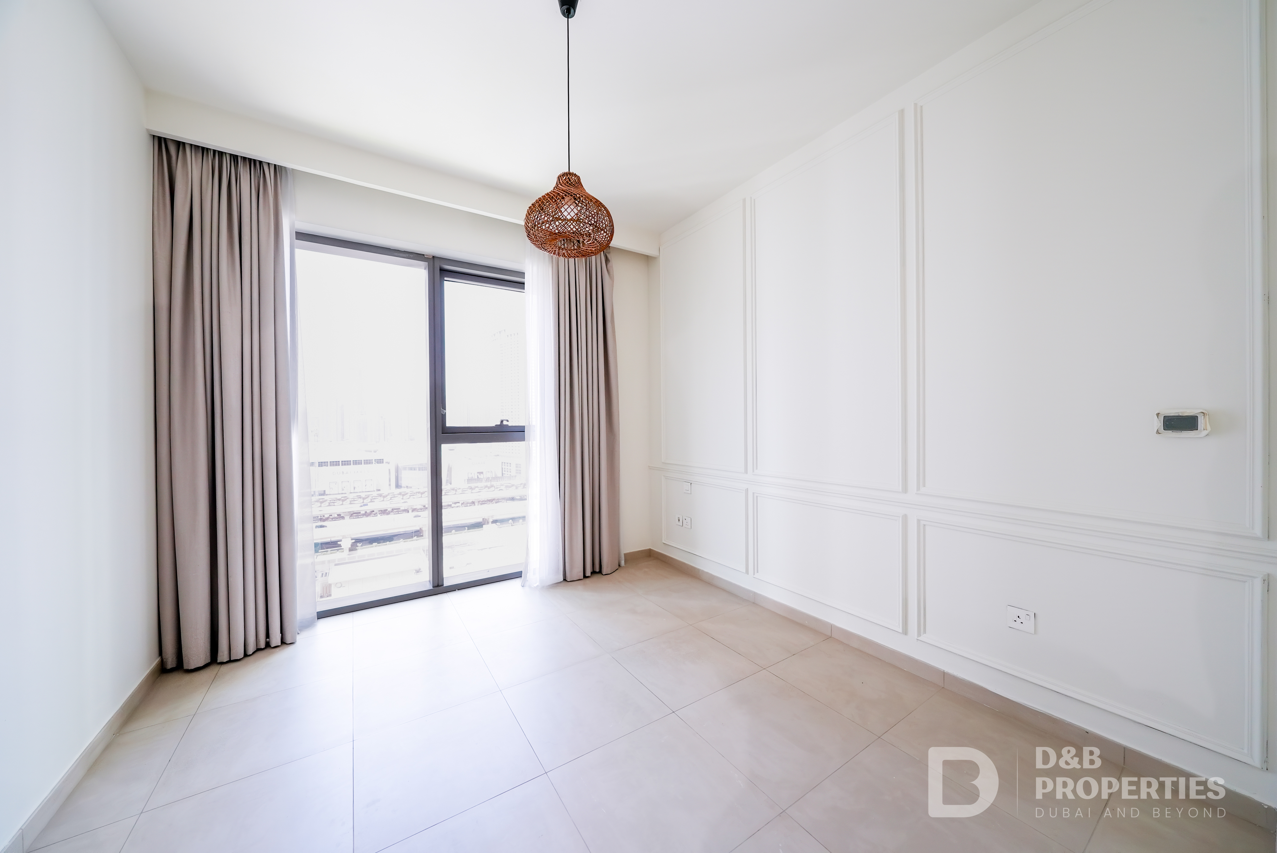 BURJ KHALIFA VIEW | READY TO MOVE | LOW FLOOR