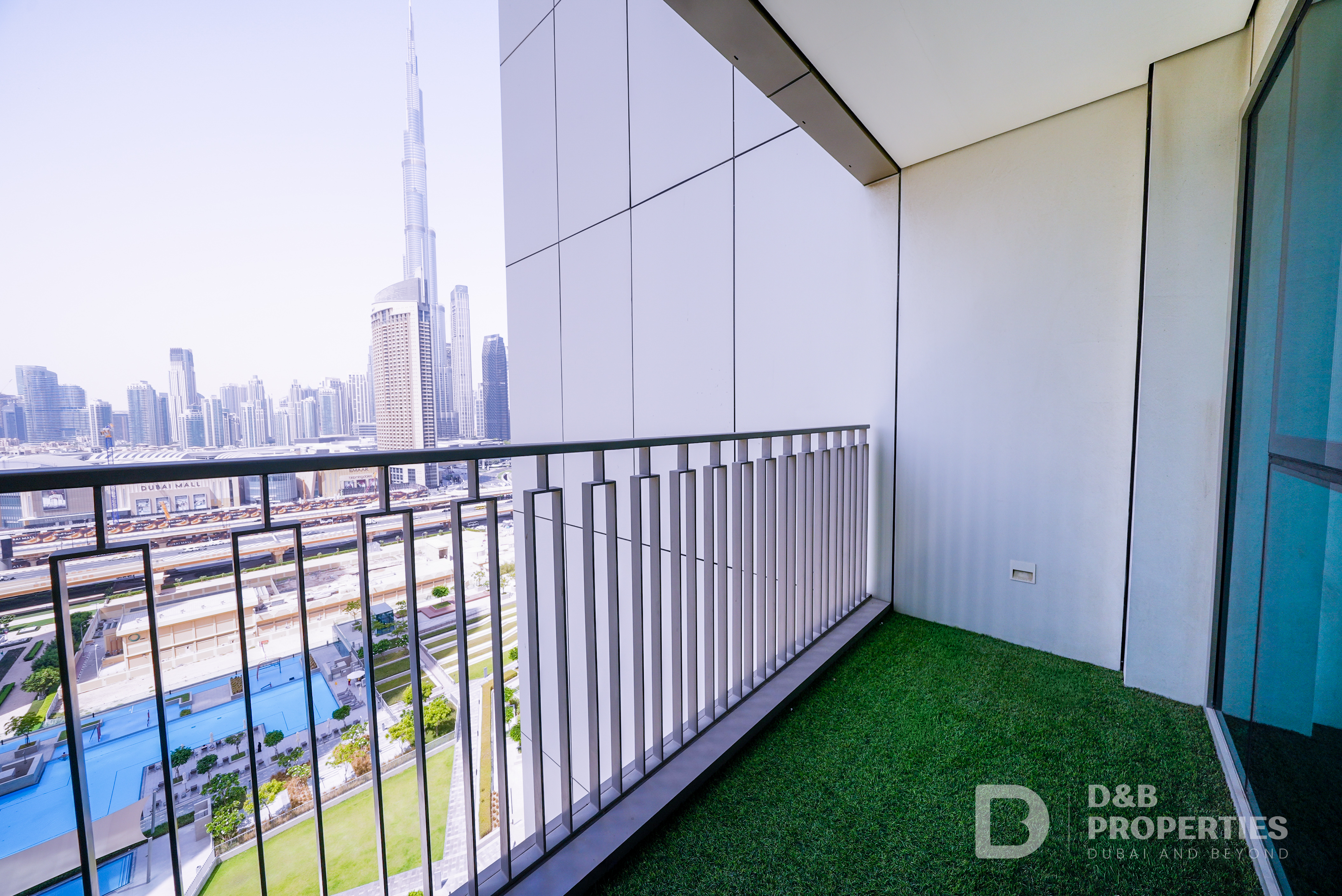 BURJ KHALIFA VIEW | READY TO MOVE | LOW FLOOR