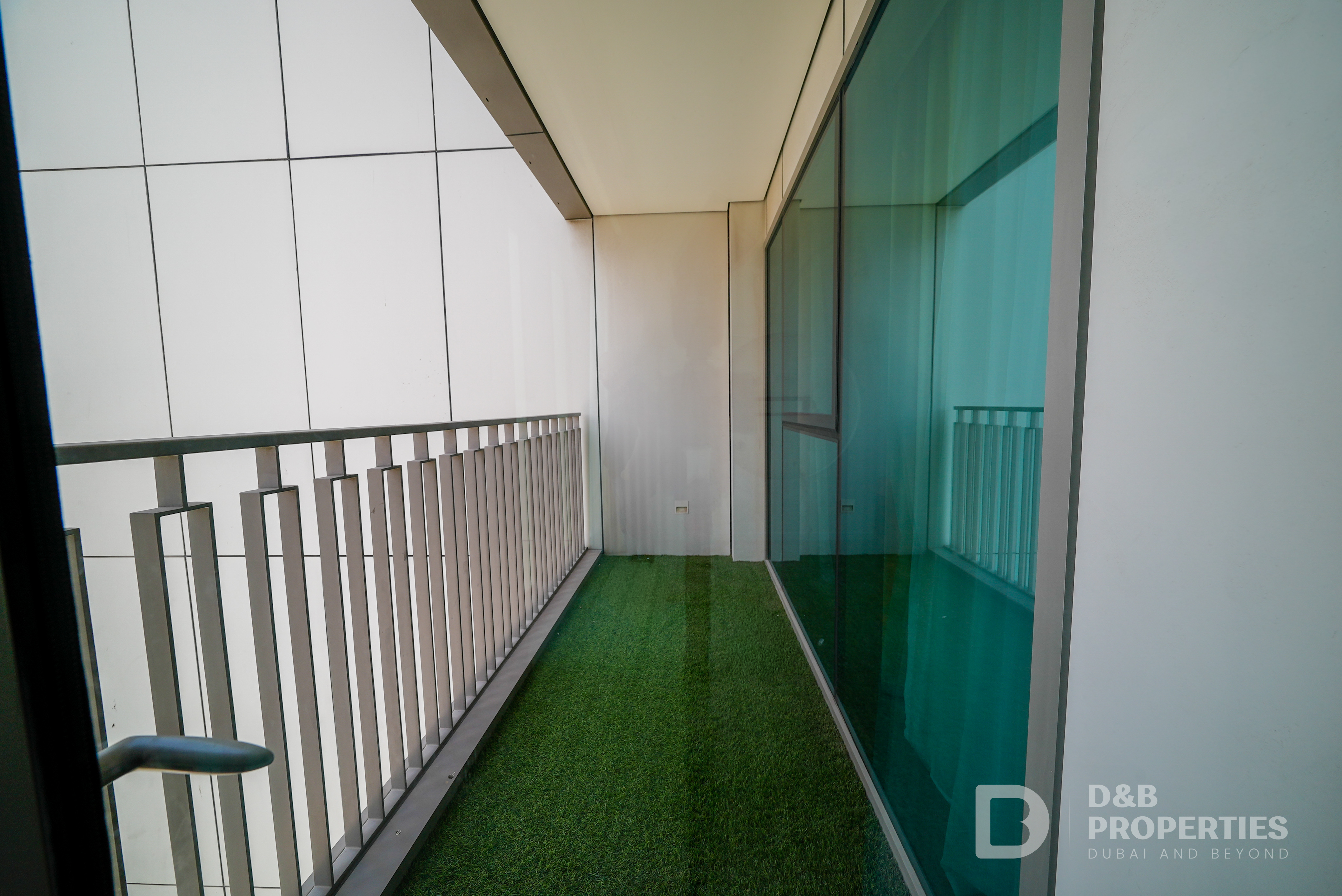BURJ KHALIFA VIEW | READY TO MOVE | LOW FLOOR