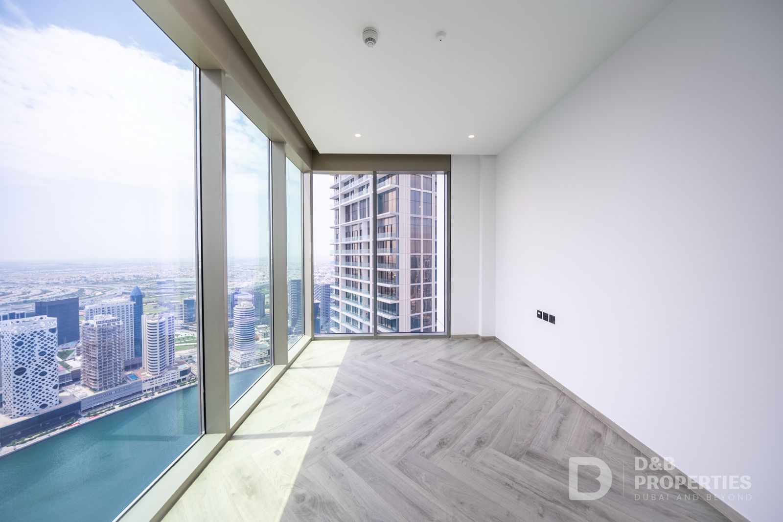 Two Bedrooms | Full Canal | High Floor