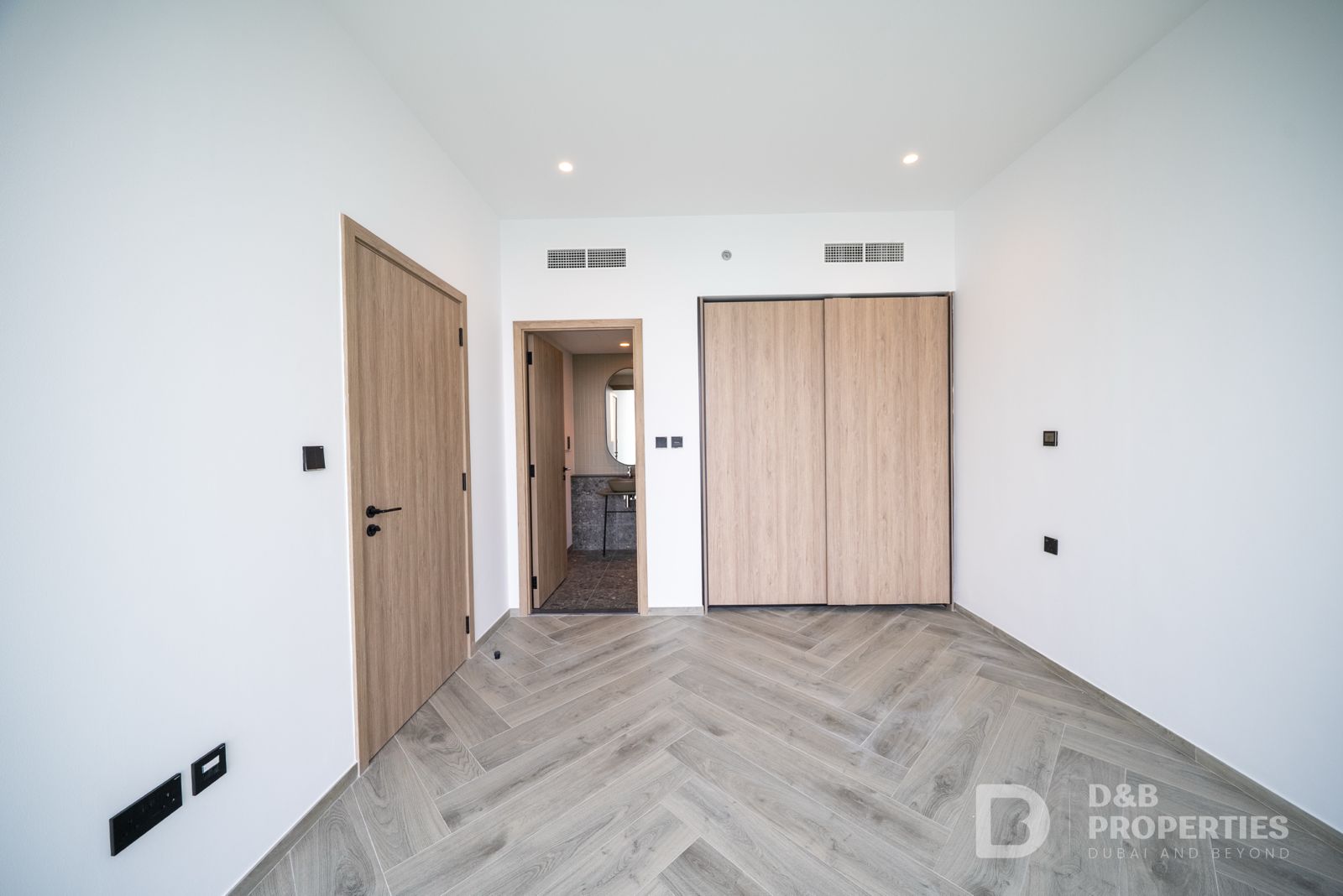 Two Bedrooms | Full Canal | High Floor