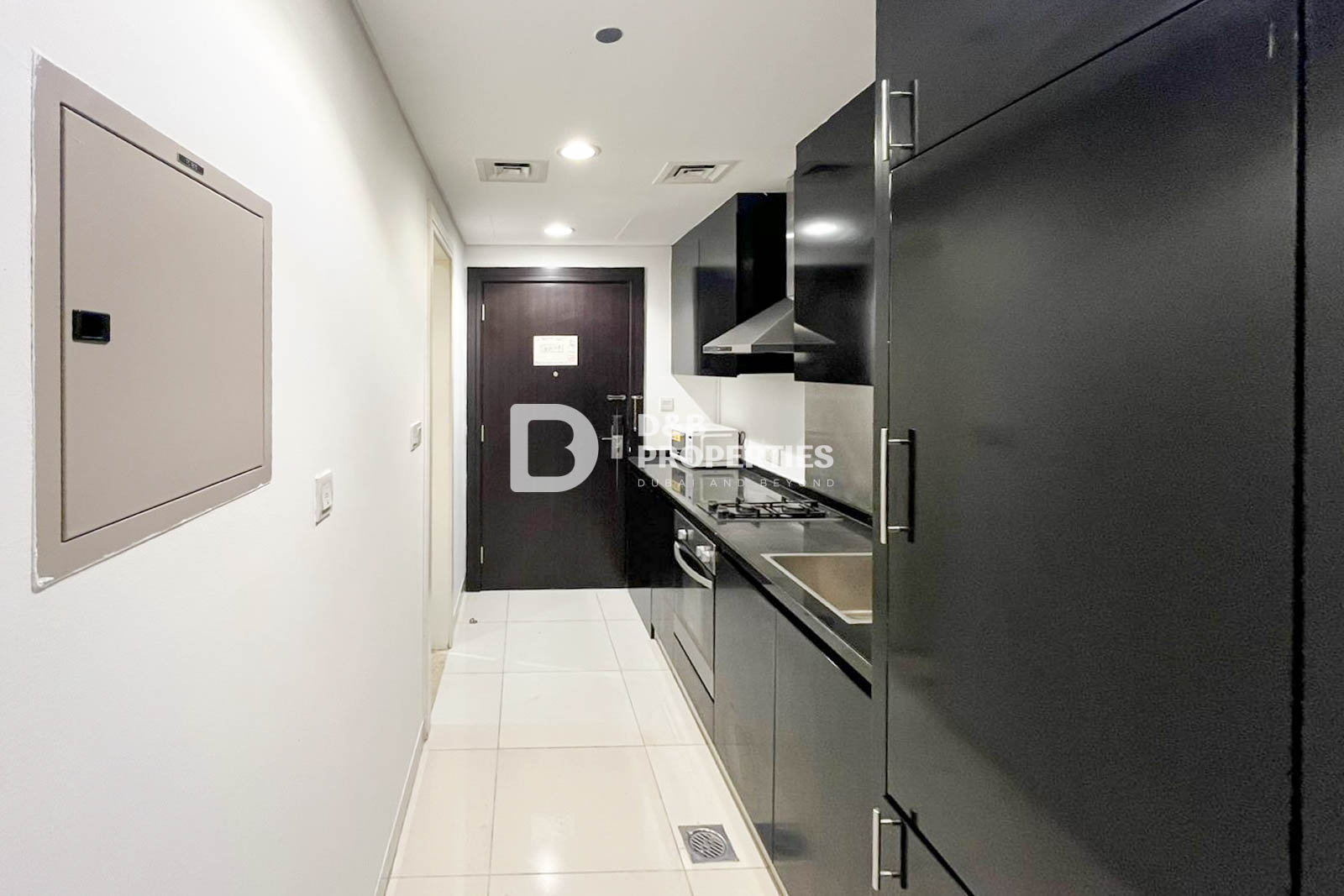 Prime Location | High Floor | Multiple cheques