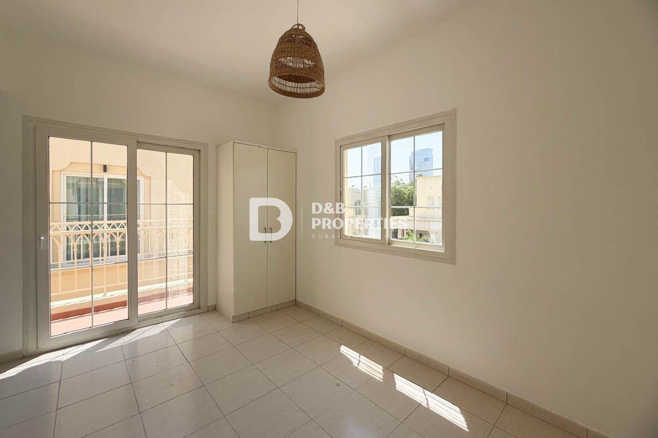 Study | Open Plan Layout | Landscaped Garden