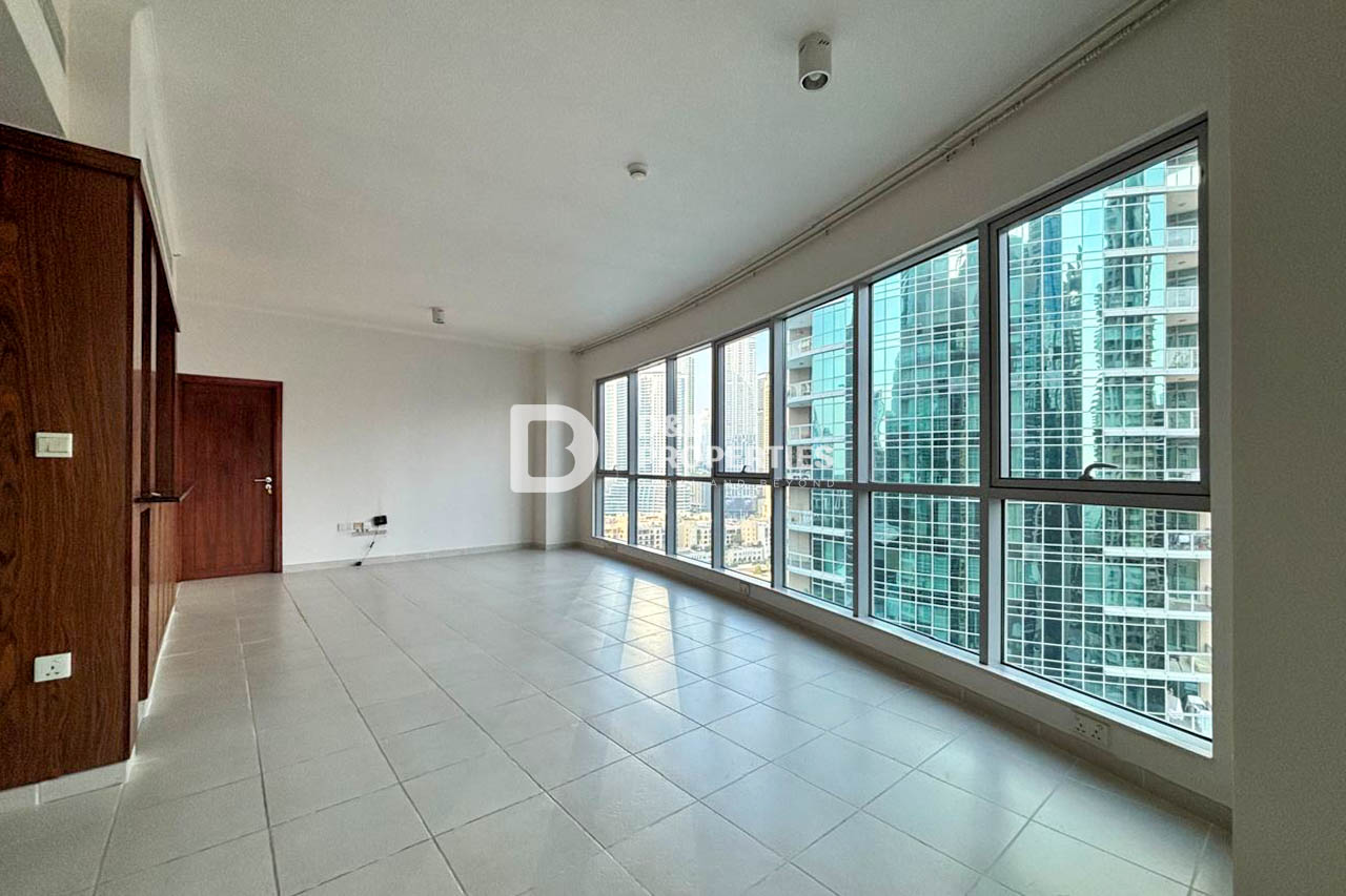 READY TO MOVE | LARGE LAYOUT | UNFURNISHED