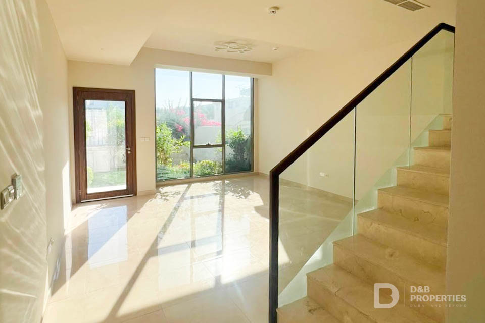 Vastu | Closed Kitchen | Single Row