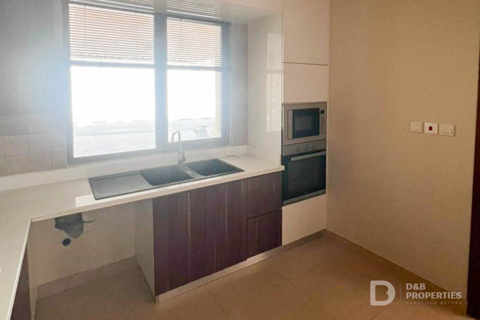 Vastu | Closed Kitchen | Single Row