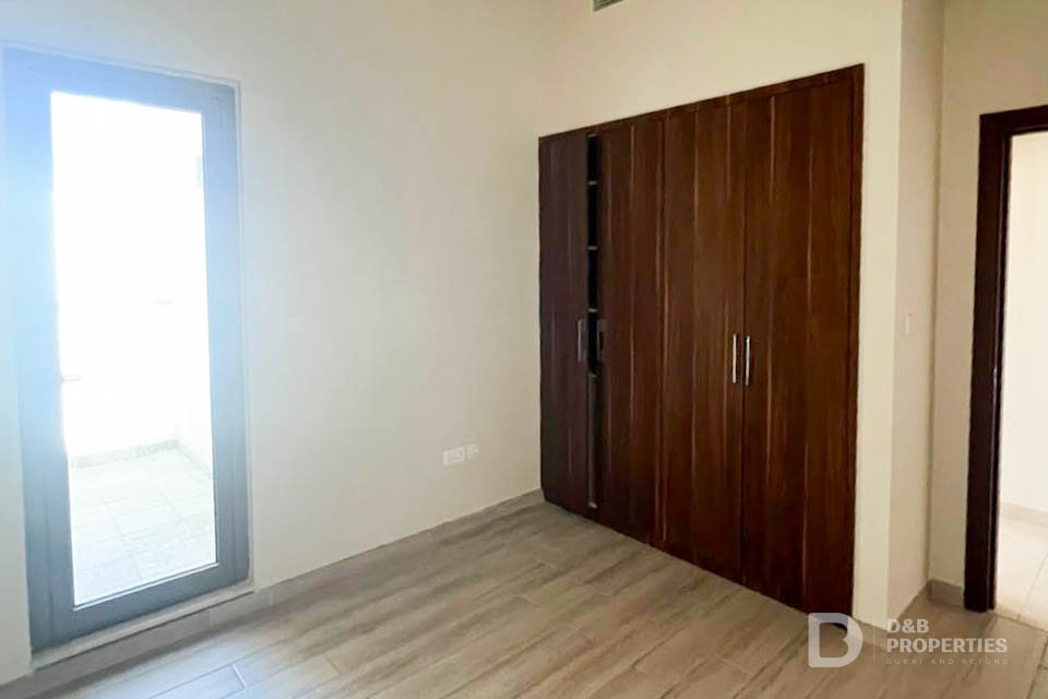 Vastu | Closed Kitchen | Single Row