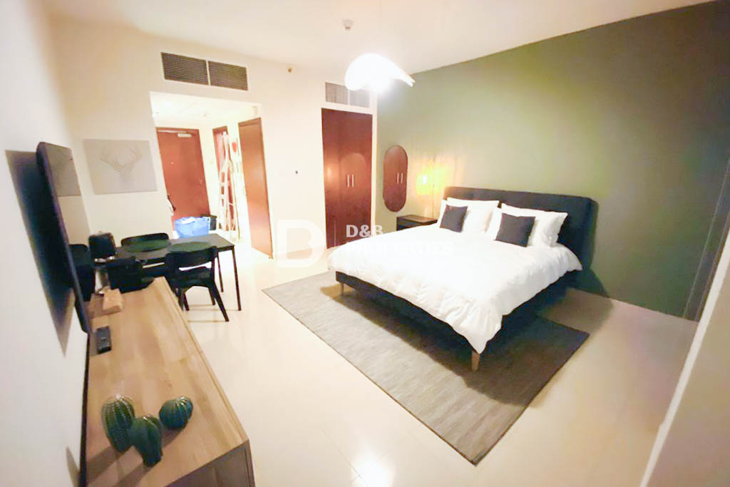 READY TO MOVE | FURNISHED | LOWER FLOOR