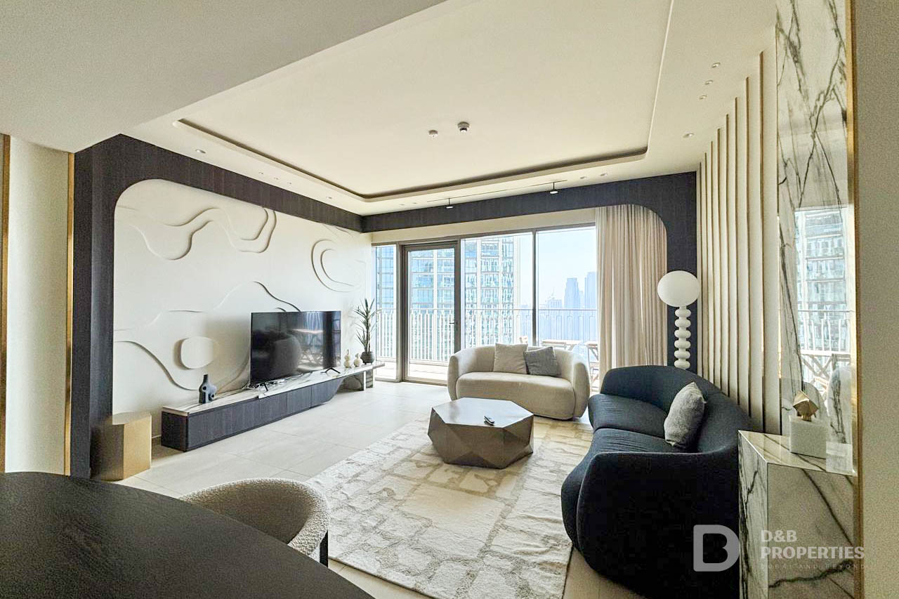 BURJ KHALIFA VIEW | NEGOTIABLE | MAID ROOM
