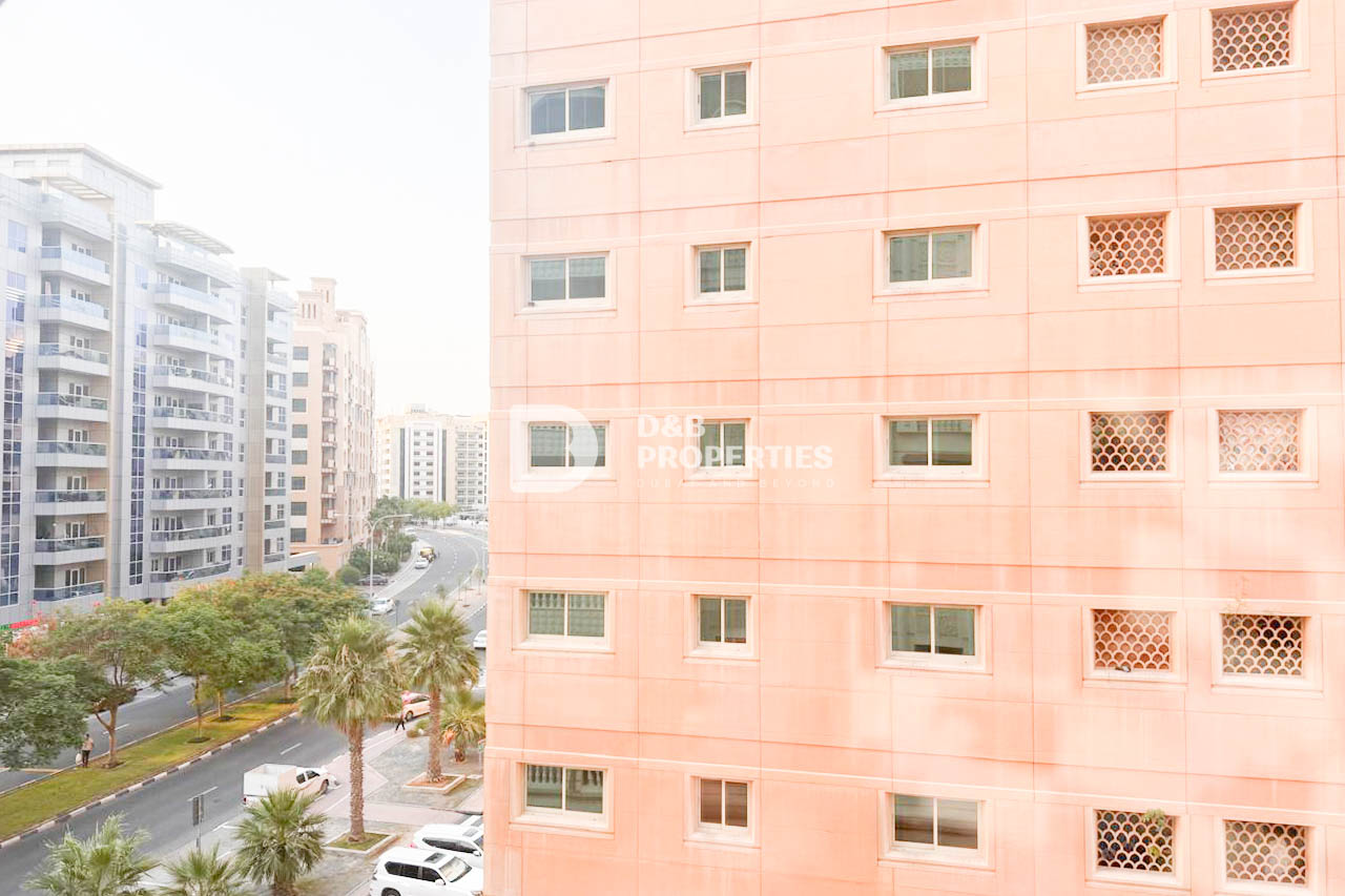 Unfurnished | Ready To Move | Prime location