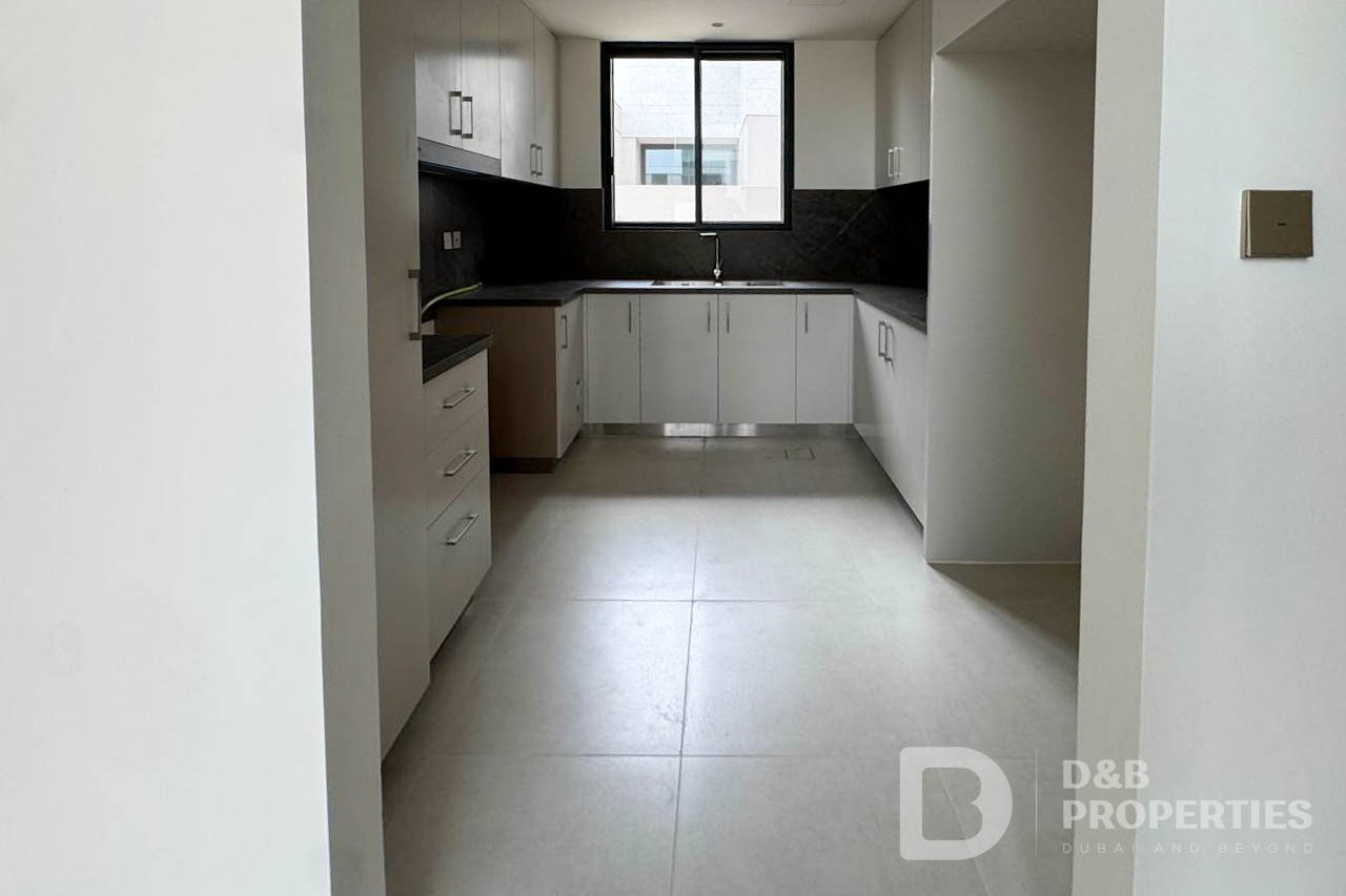 Single Row | Unfurnished | Available Now
