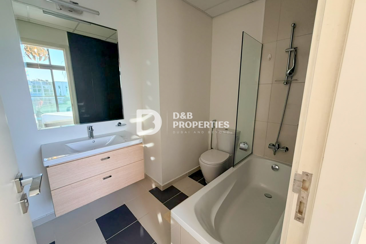 Fully Furnished 3BR Townhouse | Vacant Now