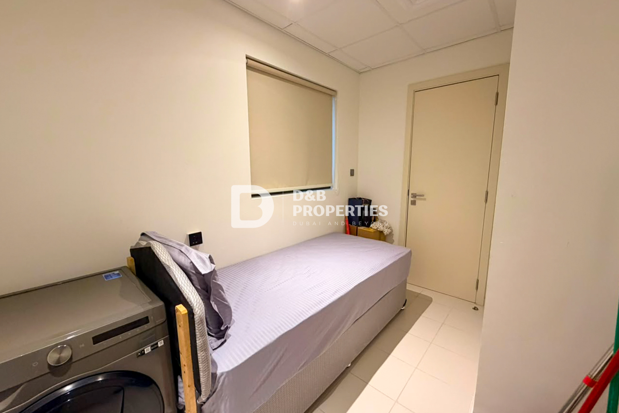 Fully Furnished 3BR Townhouse | Vacant Now