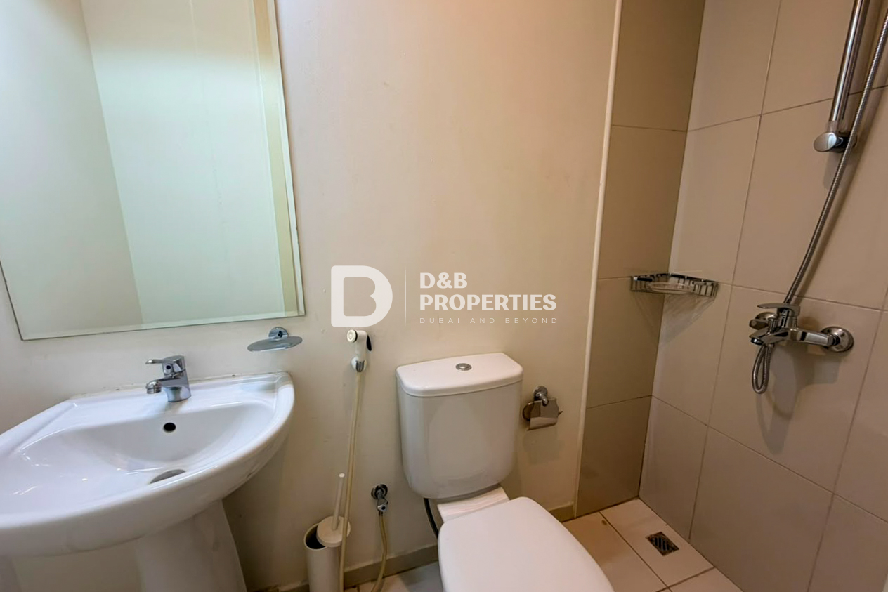 Fully Furnished 3BR Townhouse | Vacant Now
