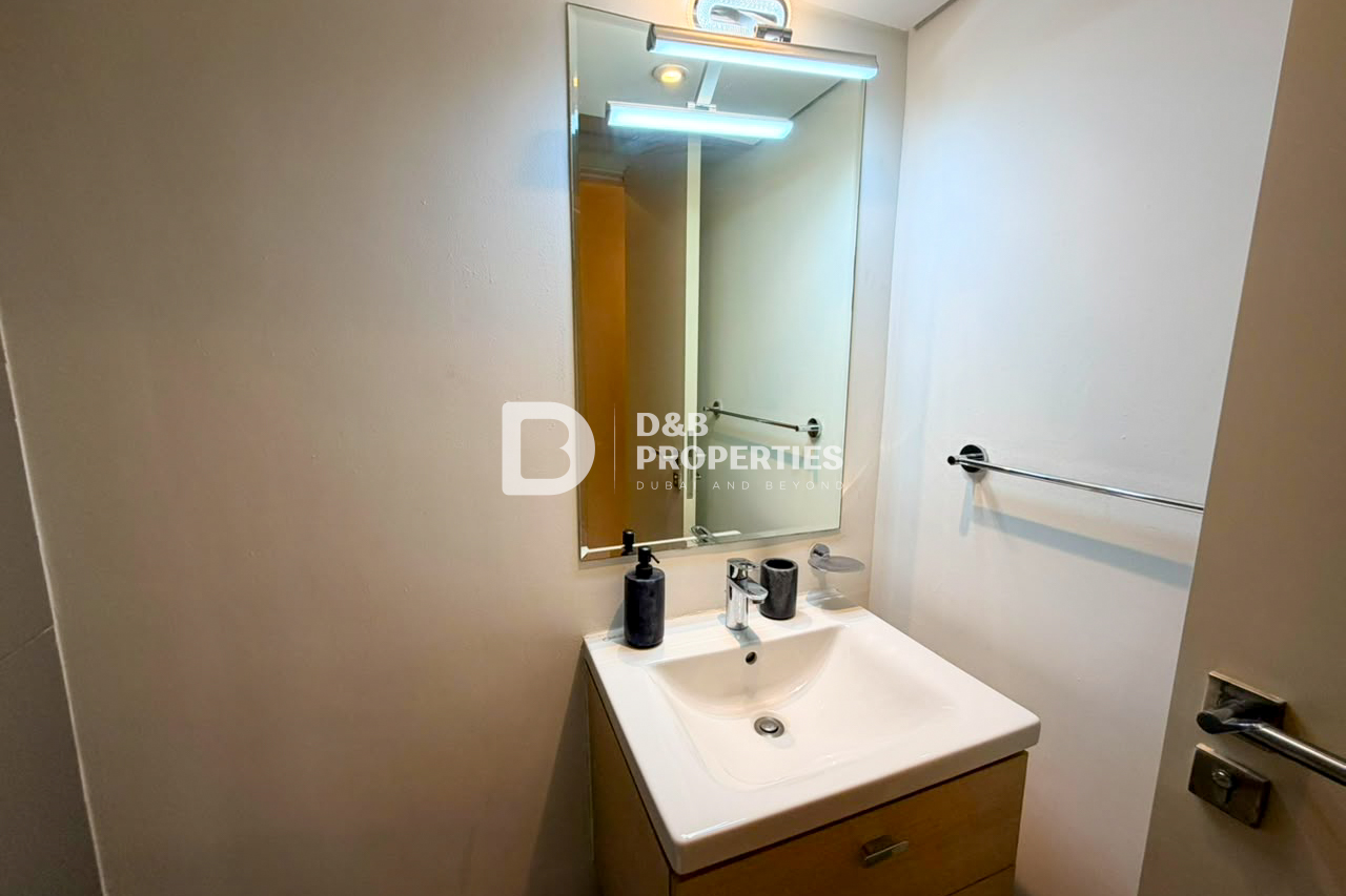 Fully Furnished 3BR Townhouse | Vacant Now
