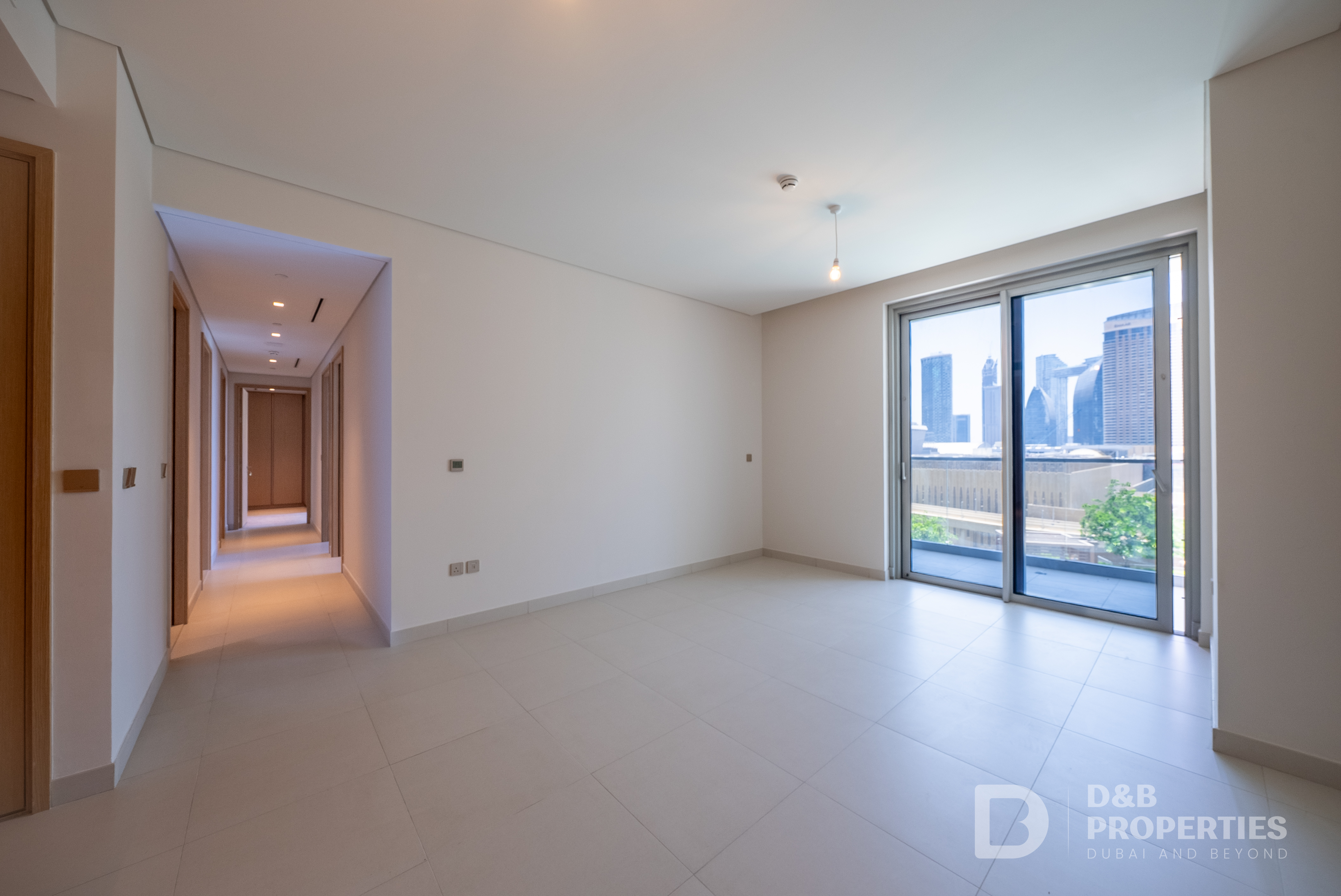 BURJ KHALIFA VIEW | MAID ROOM | LOWER FLOOR
