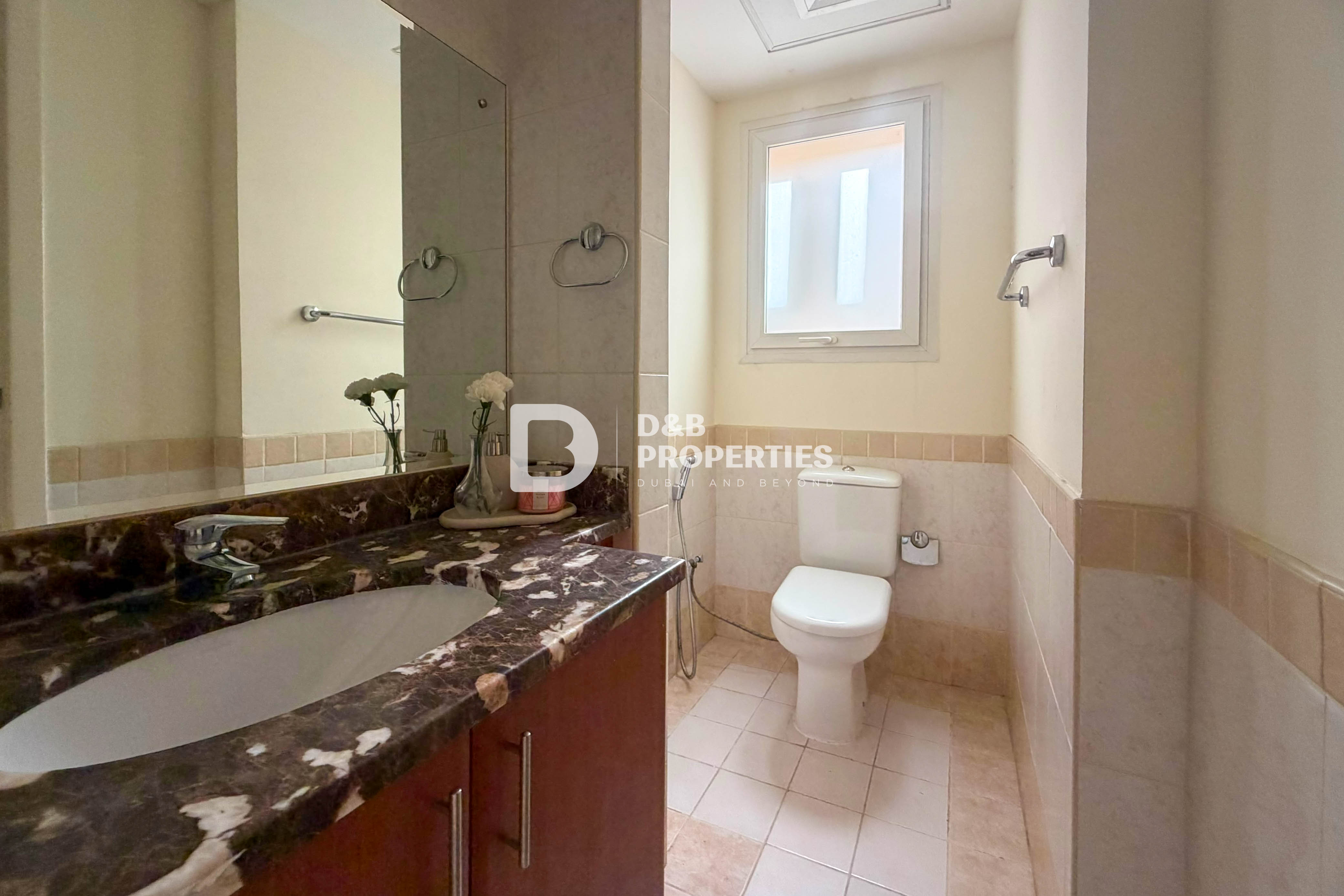 Lake Nearby | Large Plot | Landscaped Garden