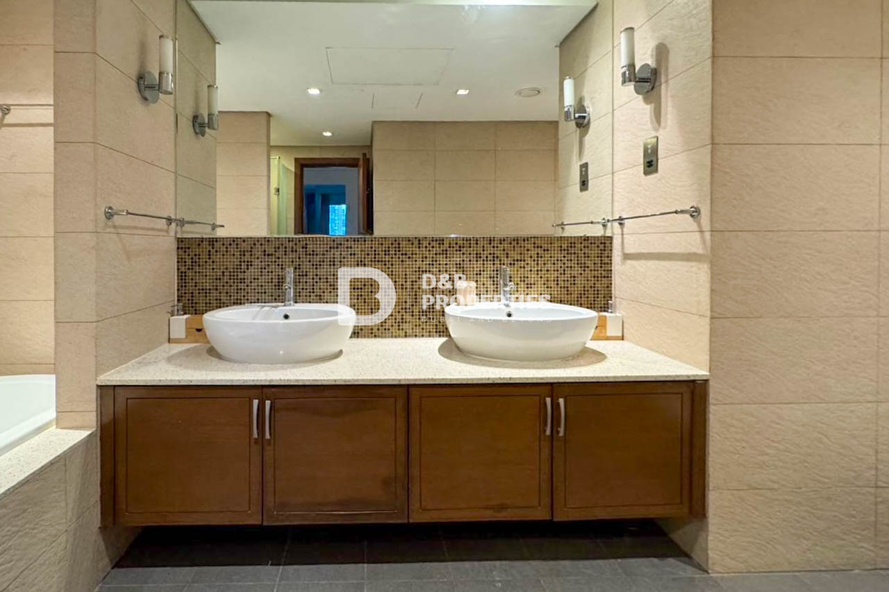 Vacant Now | Large 2BR + Maid | Sea & Marina View