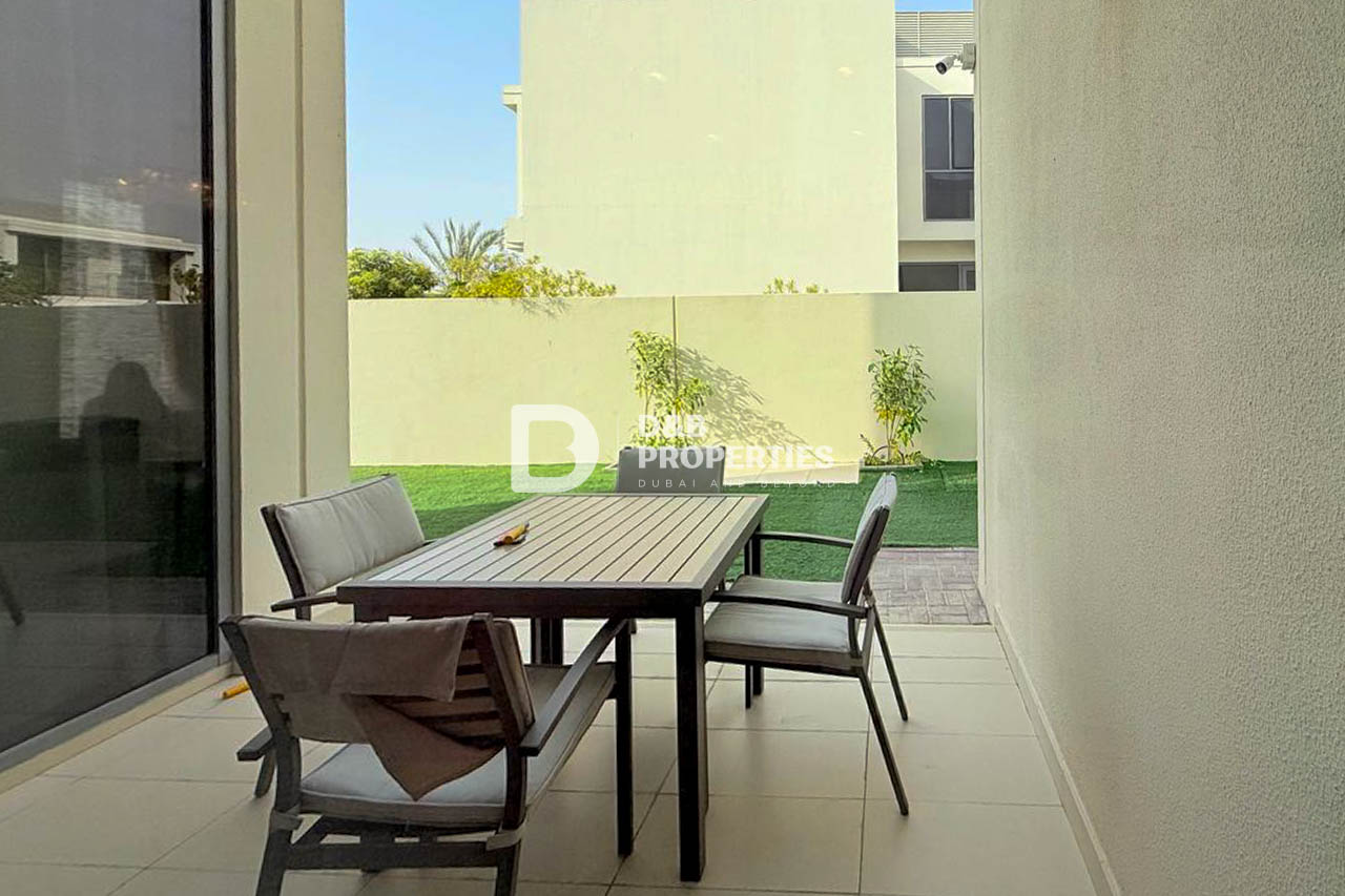 Spacious Villa | 4BR + Maid | Single Row | Vacant