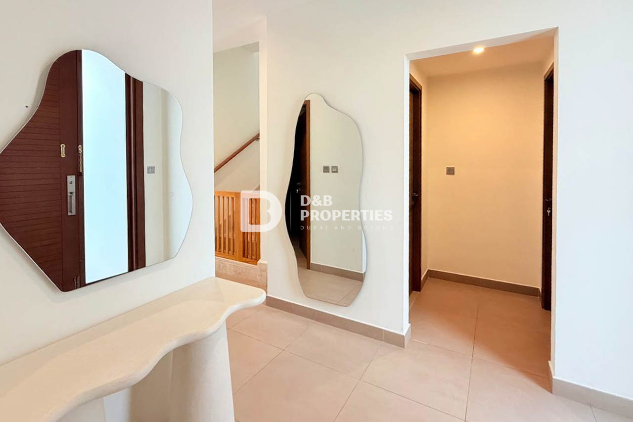 Spacious Villa | 4BR + Maid | Single Row | Vacant