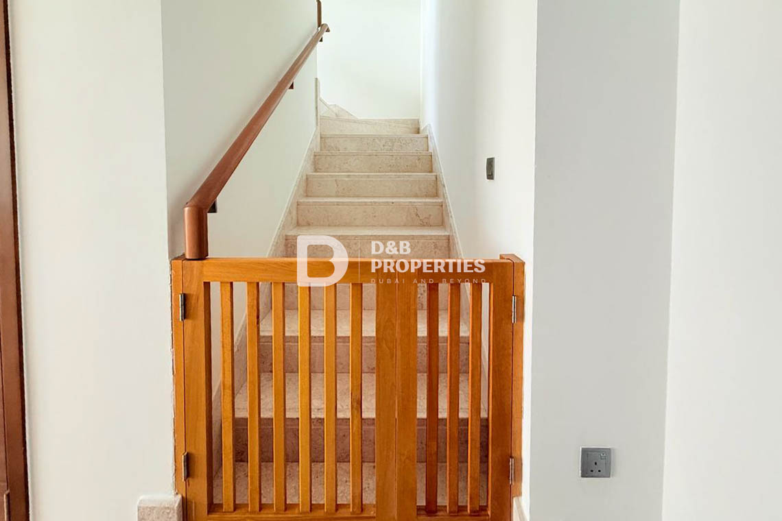 Spacious Villa | 4BR + Maid | Single Row | Vacant