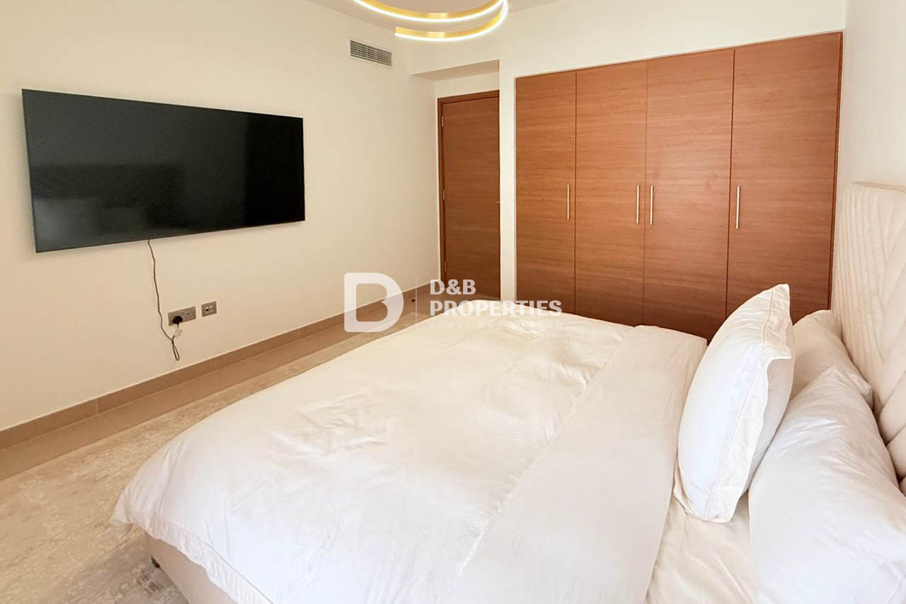 Spacious Villa | 4BR + Maid | Single Row | Vacant