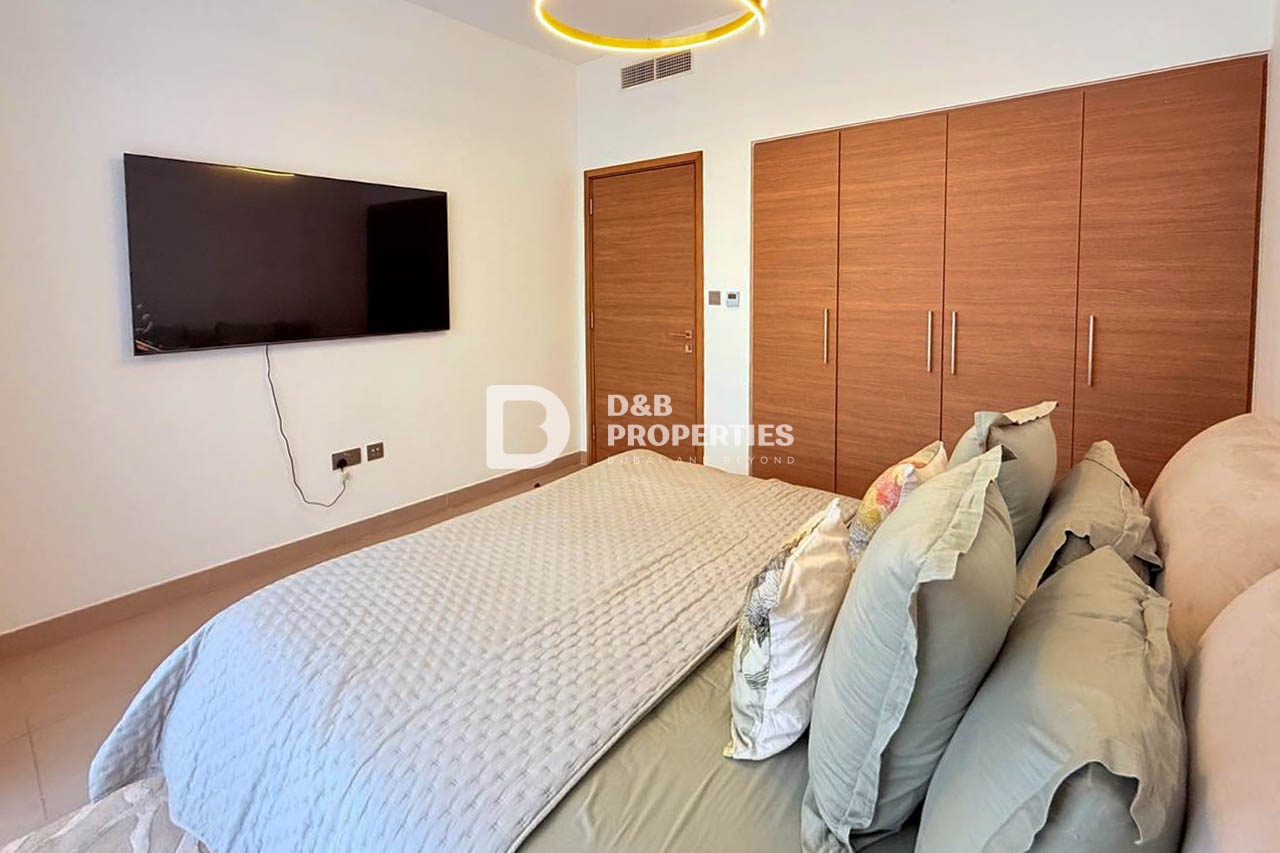 Spacious Villa | 4BR + Maid | Single Row | Vacant