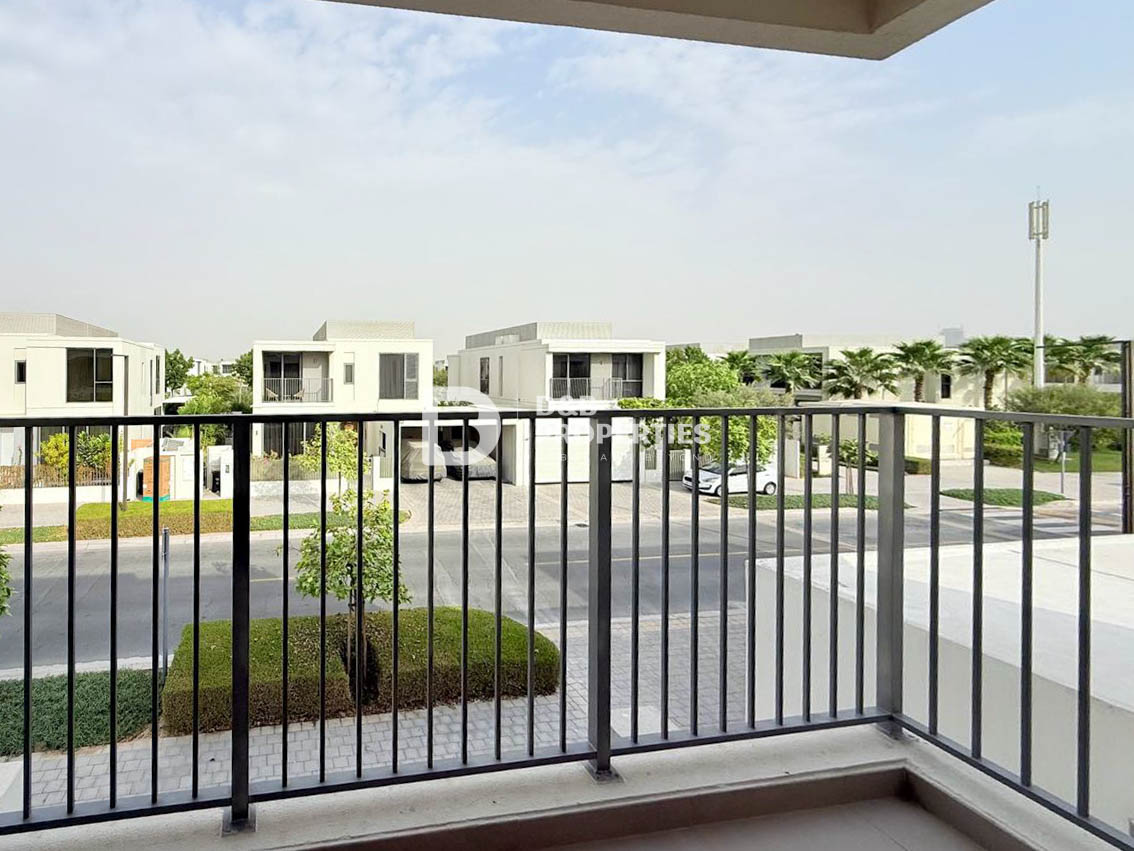 Spacious Villa | 4BR + Maid | Single Row | Vacant