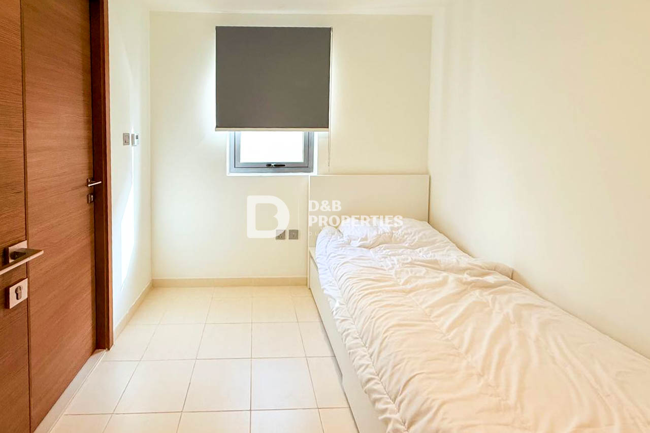Spacious Villa | 4BR + Maid | Single Row | Vacant