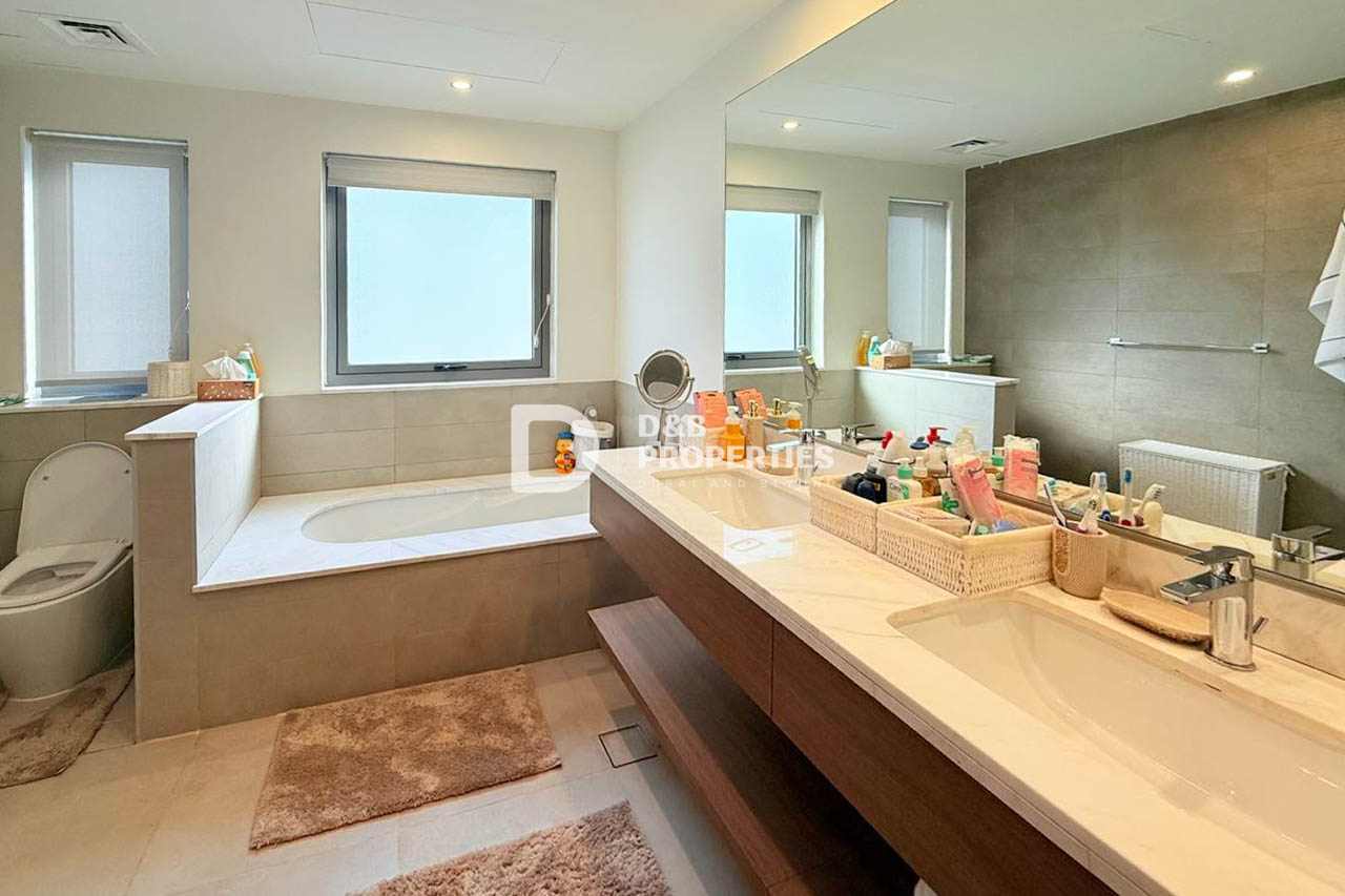 Spacious Villa | 4BR + Maid | Single Row | Vacant