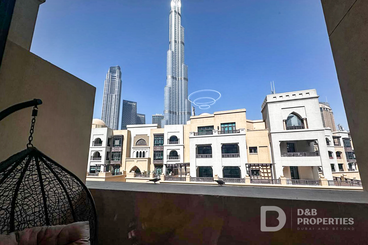 Burj Khalifa View | Upgraded | Furnished