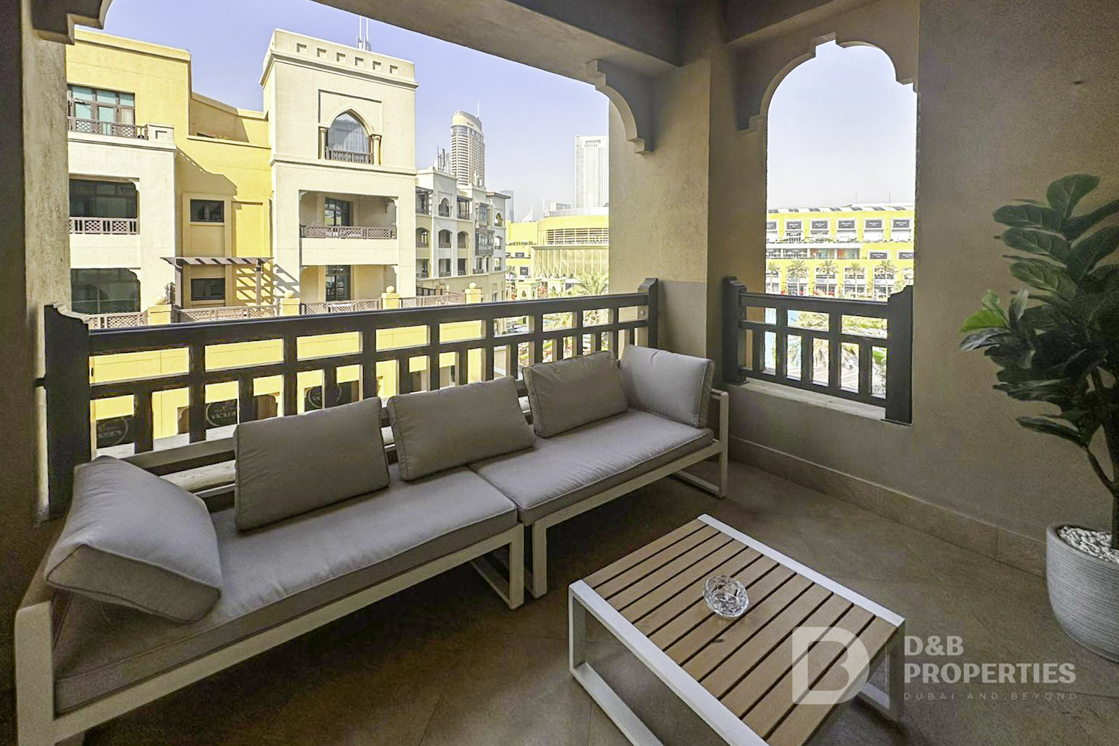 Burj Khalifa View | Upgraded | Furnished