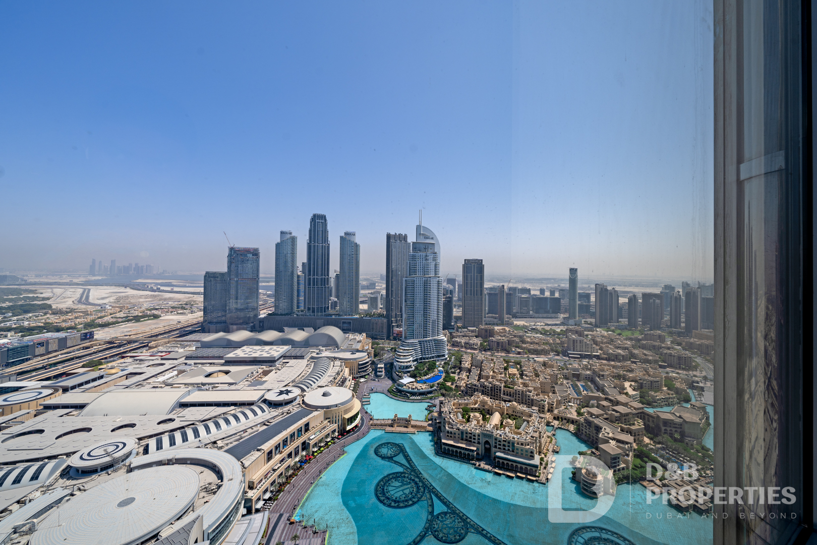 Fountain View | Spacious Storage | High Floor